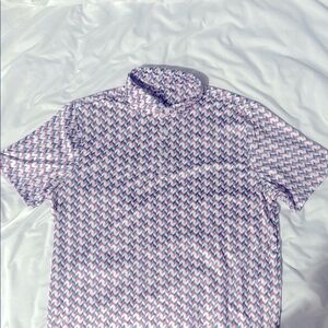 Kenneth Cole- Stylish Men's Patterned Golf Shirt